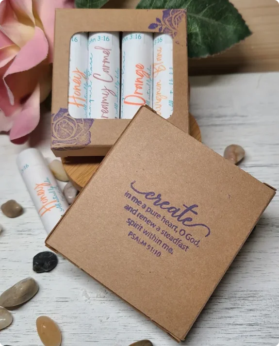 1-Kraft-lip-balm-boxes