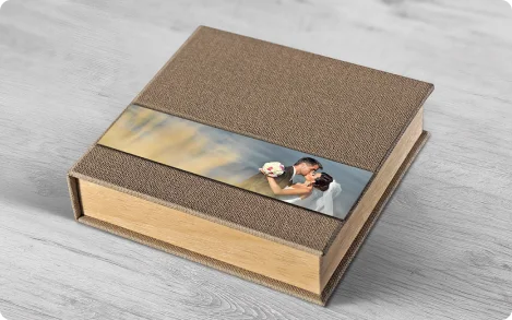 6-book-shaped-boutique-boxes