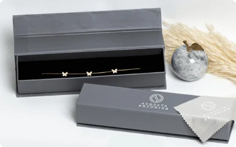 6-snap-shut-anklet-boxes