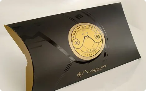 6-spot-UV-pillow-Boxes